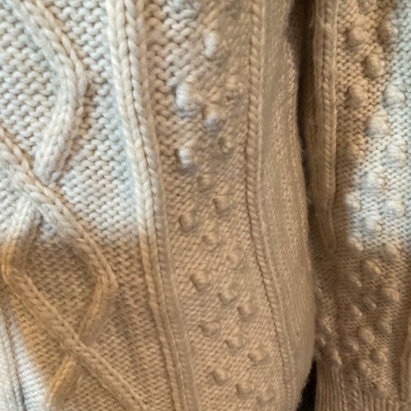 “HAND KNIT” Vintage Beige “Popcorn” Pattern 100% Wool Sweater. - Picture 10 of 14